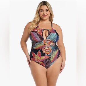 La Blanca vibrant one piece swimsuit size 14